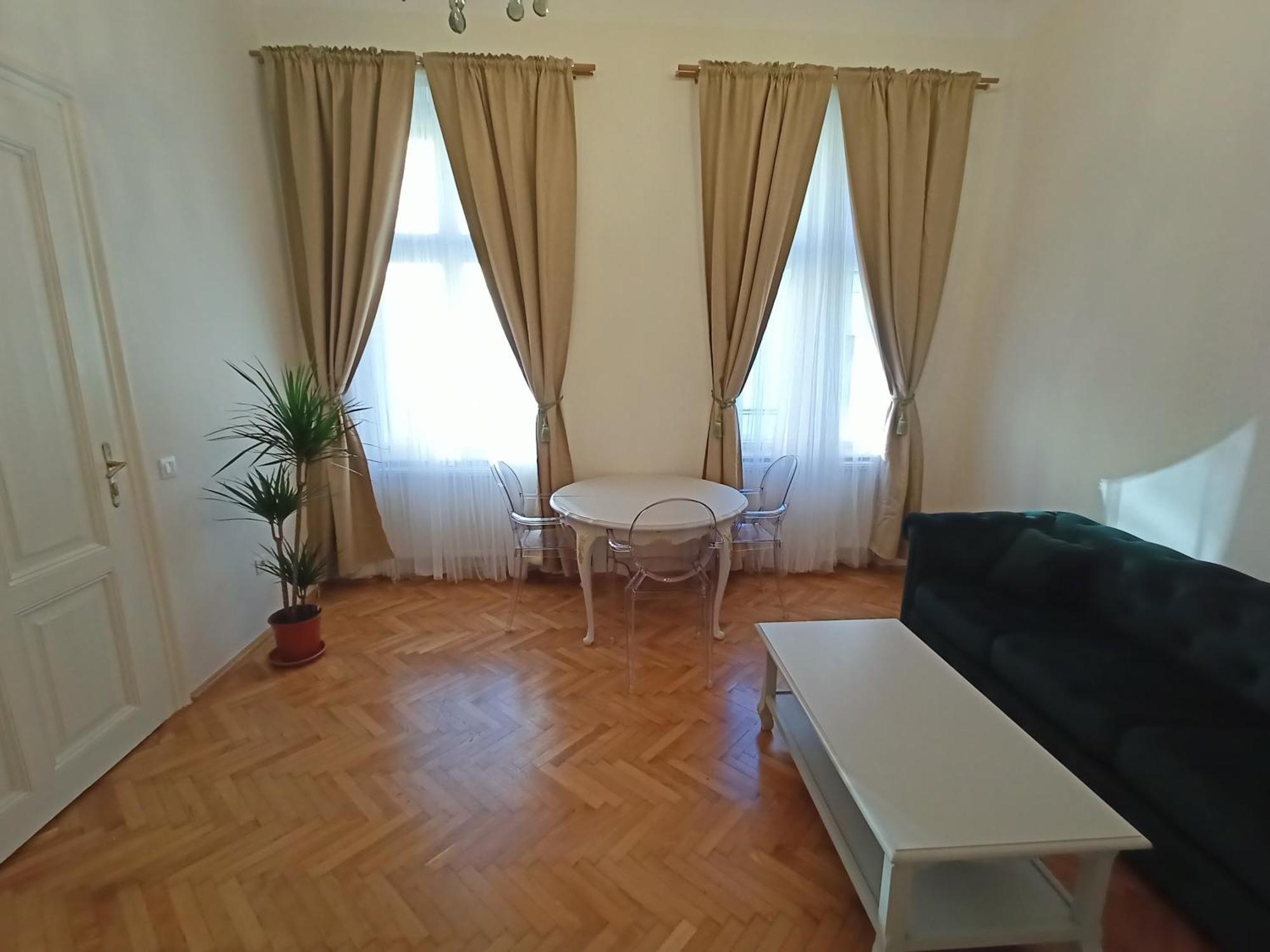 Garden Of Light Apartment Sibiu Exterior photo
